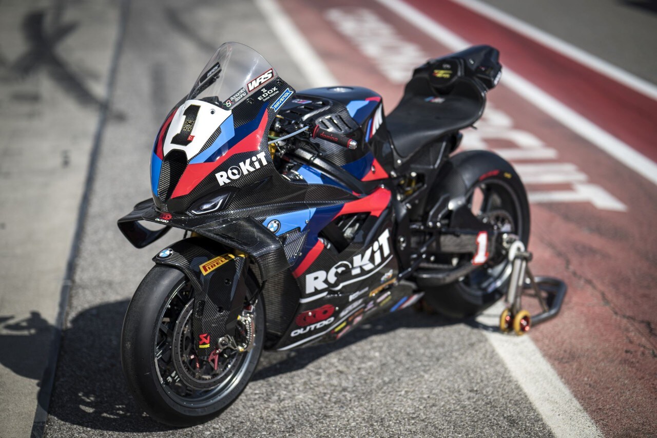 DueruoteTG #238 - Abbiamo guidato in pista la BMW che corre in SBK! 